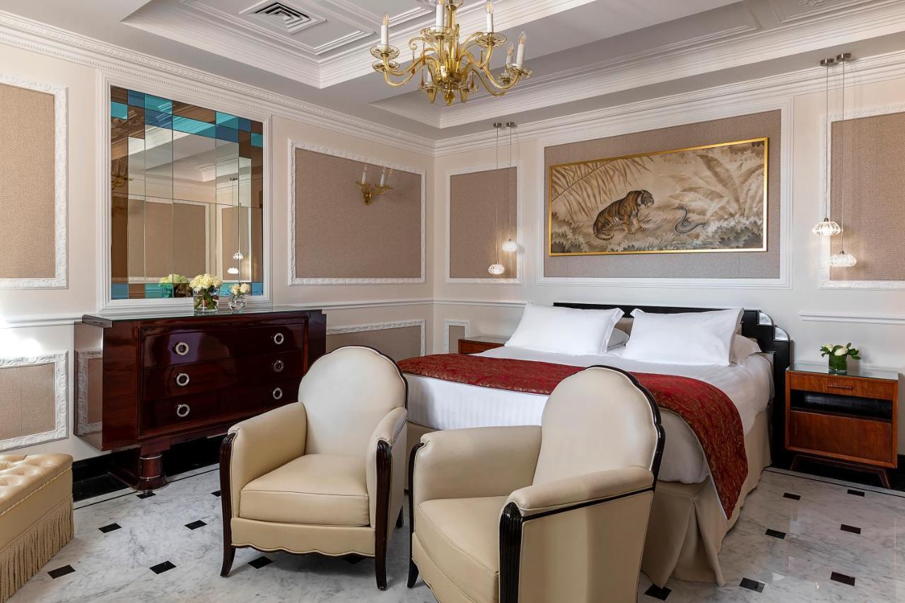 Baglioni Hotel Regina - The Leading Hotels Of The World Roma Esterno foto A bedroom at the hotel