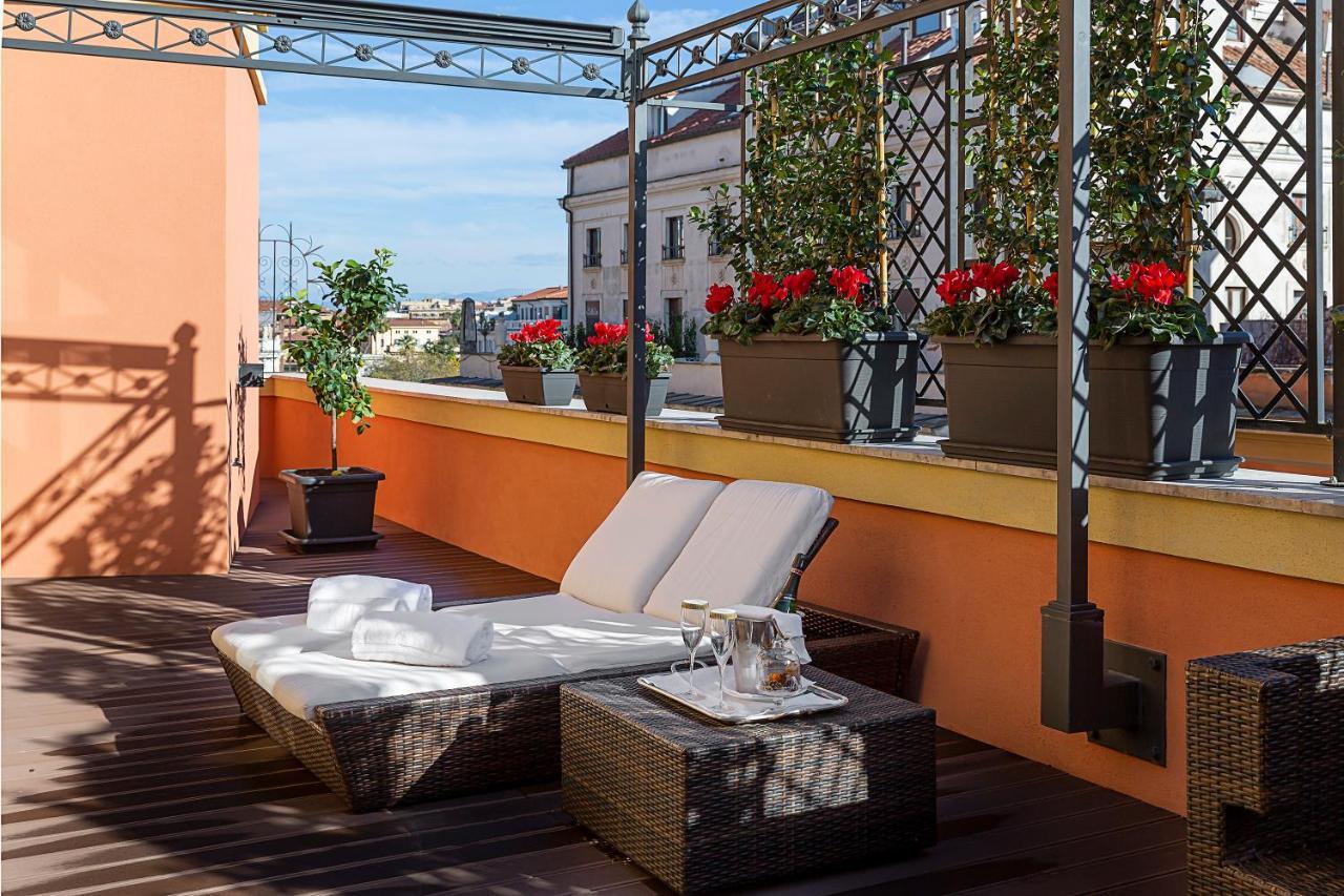 Baglioni Hotel Regina - The Leading Hotels Of The World Roma Esterno foto