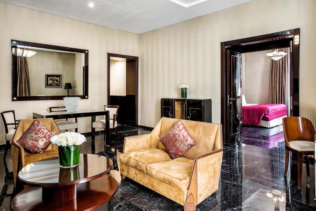 Baglioni Hotel Regina - The Leading Hotels Of The World Roma Esterno foto Suite