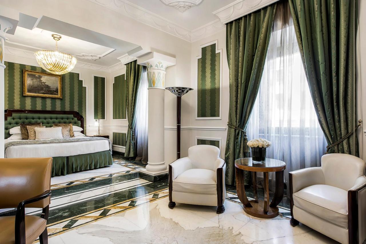 Baglioni Hotel Regina - The Leading Hotels Of The World Roma Esterno foto A suite at the hotel